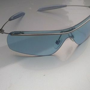Woman's DKNY sunglasses